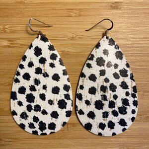 Nickel & Suede Speckled Cork Teardrops